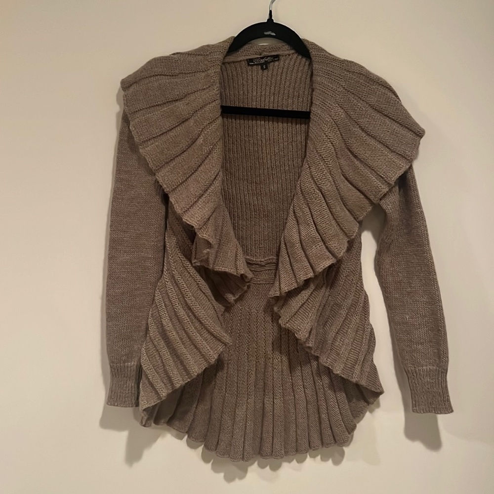 Wool ruffle sweater